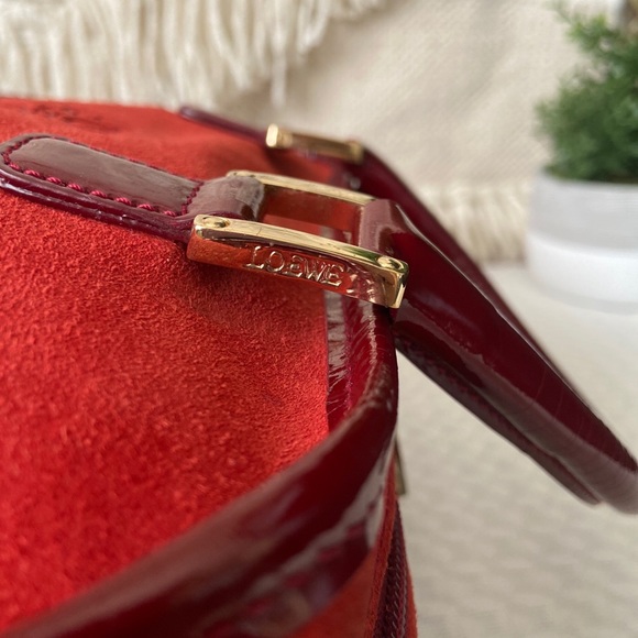 SALE!!! Adorable Loewe Handbag - Picture 9 of 16